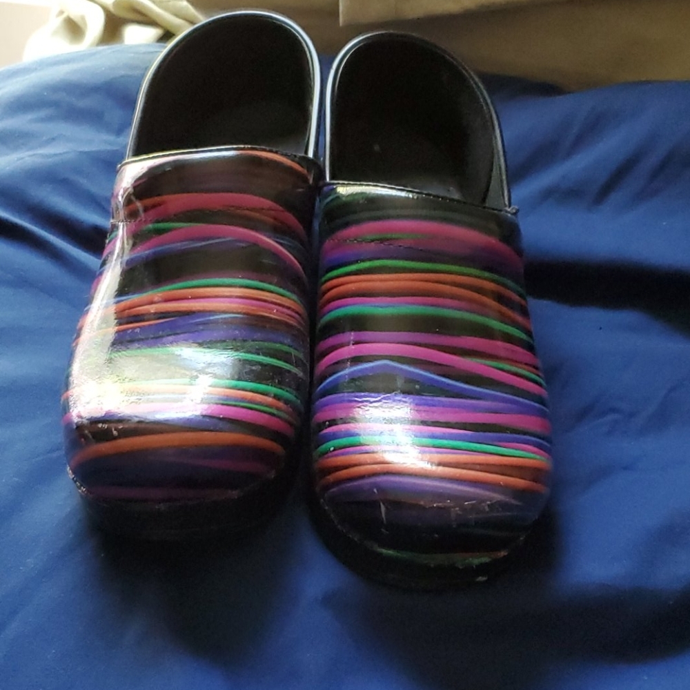 Shoes - Picture 4 of 4